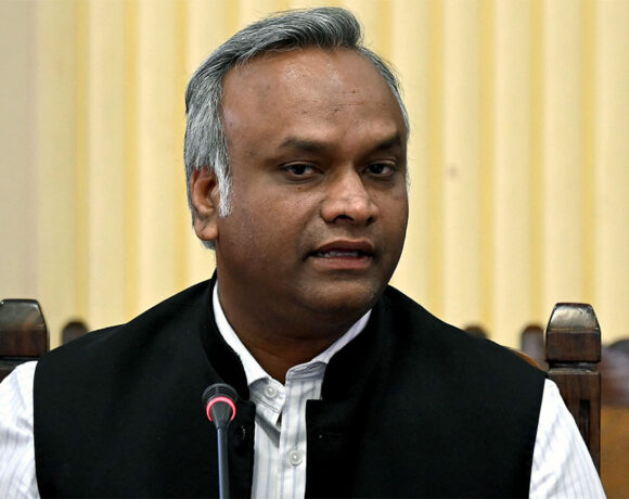 कर्नाटक सरकार का बड़ा प्रस्ताव: 'ईवीएम-वीवीपैट की न्यायिक निगरानी में पारदर्शी जांच को तैयार' – प्रियांक खरगे