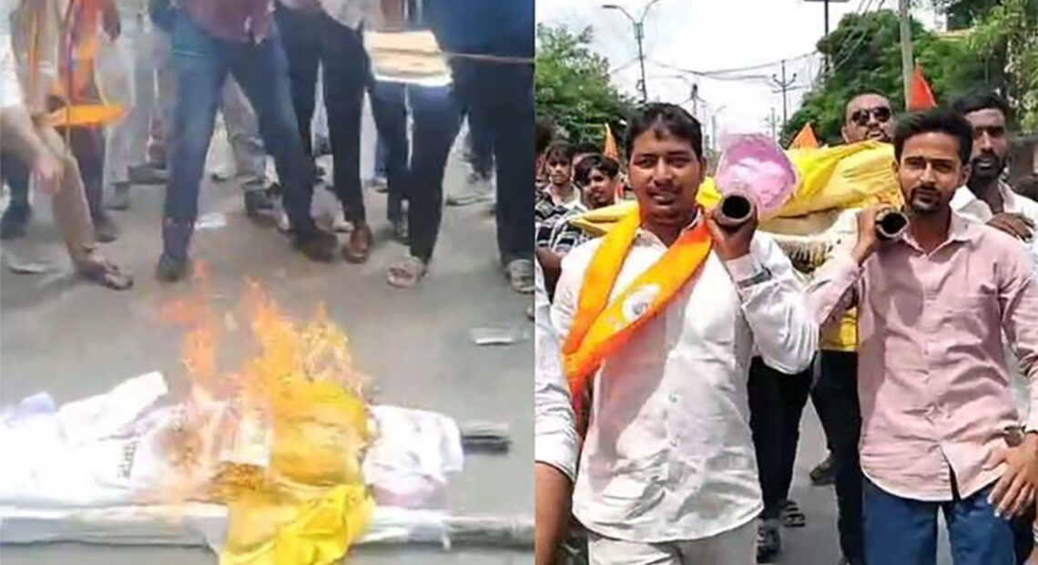 एबीवीपी का उग्र विरोध, मंत्री ओपी राजभर की शवयात्रा निकालकर फूंका पुतला