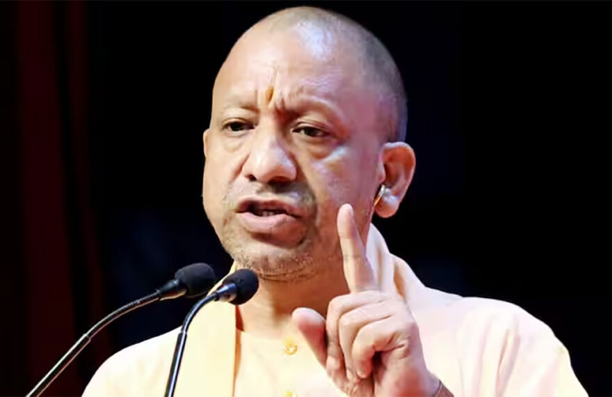 यूपी के बाढ़ पीड़ित किसानों को मिलेगा मुआवजा, योगी सरकार ने किया बड़ा ऐलान