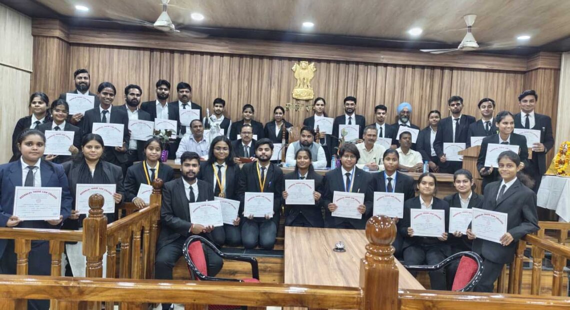 हीरालाल यादव लॉ कॉलेज में मूट कोर्ट प्रतियोगिता का भव्य आयोजन, छात्रों ने दिखाया विधिक ज्ञान और तर्क शक्ति का कौशल