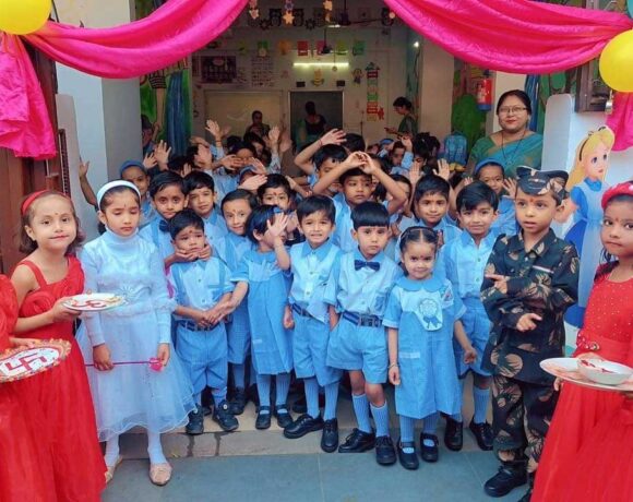 अवध कॉलेजिएट में नए सत्र का भव्य आगाज़, छात्रों का हुआ गर्मजोशी से स्वागत