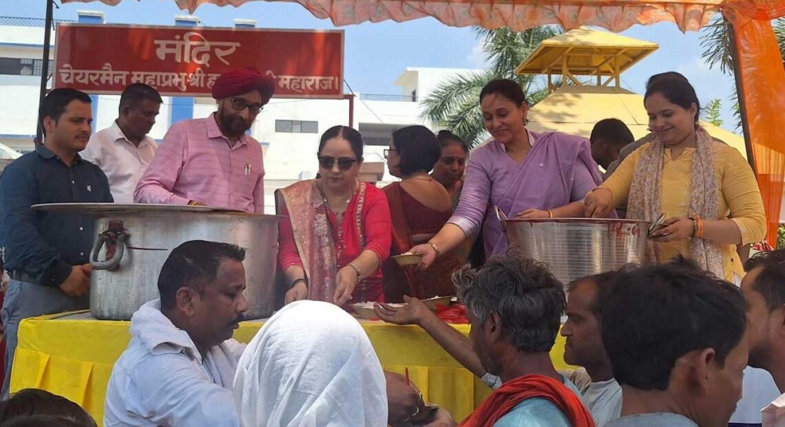 बड़े मंगल पर सरदार भगत सिंह विद्यालय में गूंजा सुंदरकांड पाठ, सेवा और भक्ति का दिया संदेश